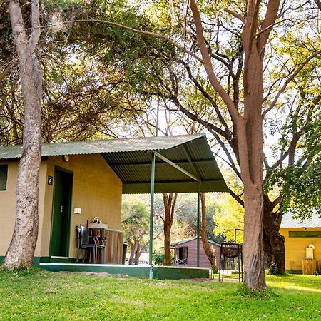Zambezi Mubala Campsite Katima Mulilo Habitación foto